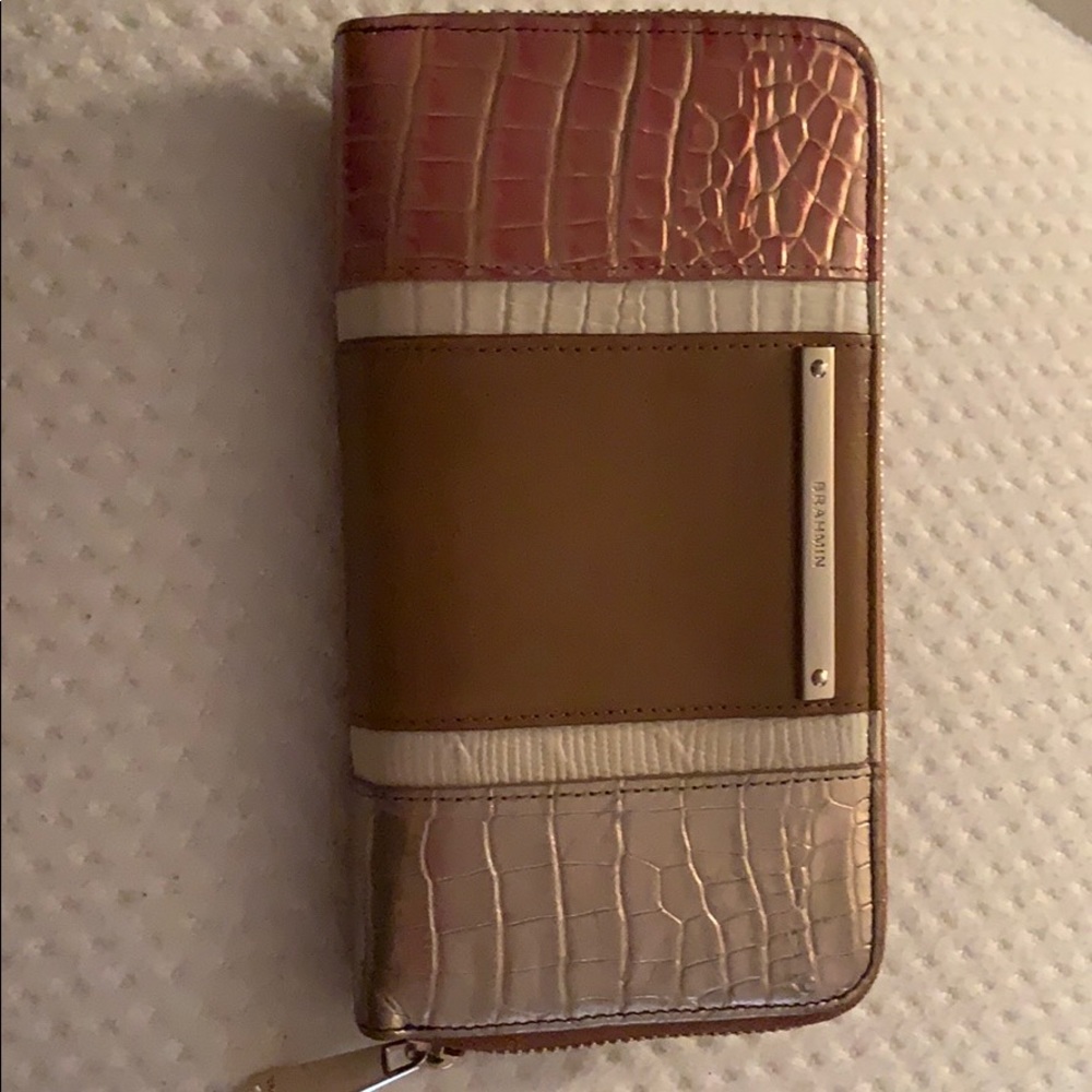 Brahmin Wallet